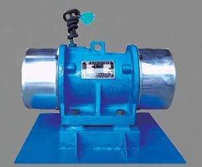 XV料倉倉壁振動器